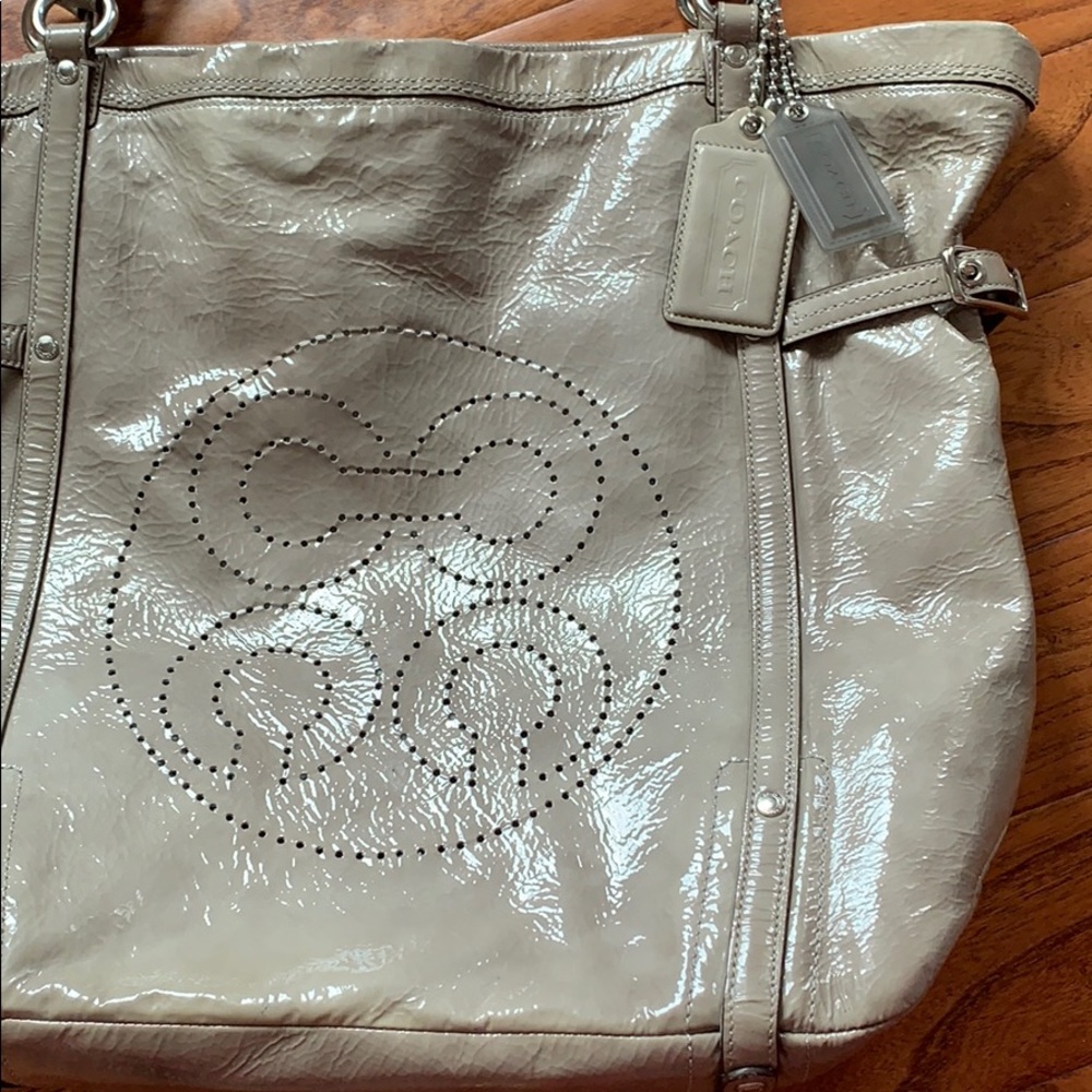Coach Tote - Picture 3 of 6